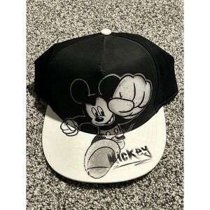 Disney Mickey Mouse Baseball Cap Black‎ & White Embroidered Adult Hat